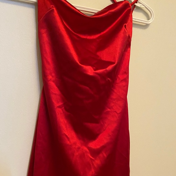 red satin dress - Picture 5 of 5